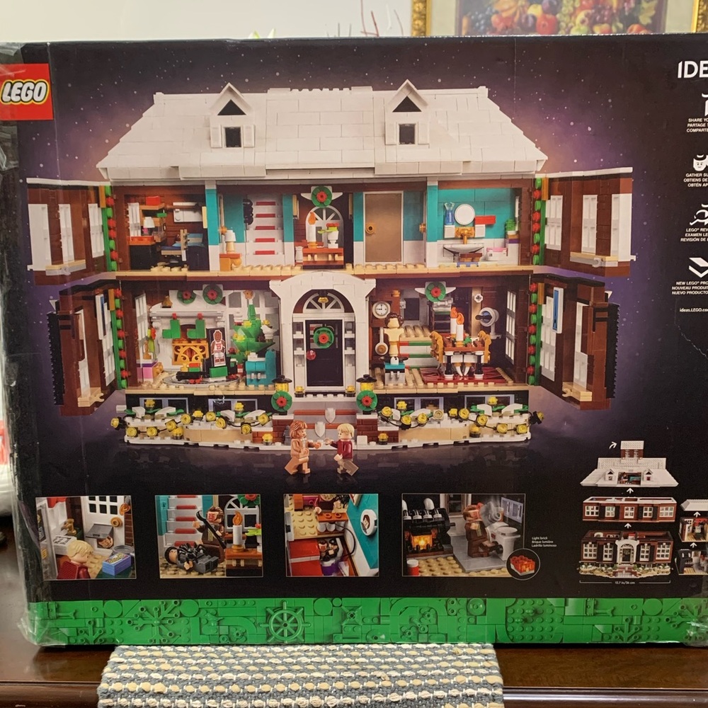 Home Alone Lego Set